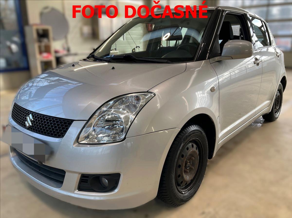 Suzuki Swift 1,3 GL  4X4 AC