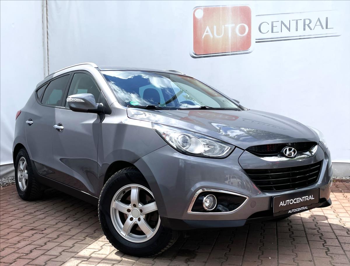 Hyundai ix35 2,0 CRDI,135kW,4x4,po servi.,STK 7/26