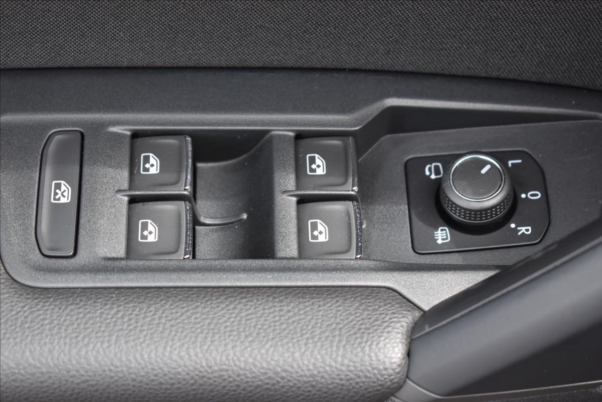Volkswagen Tiguan 1,5 TSi  Life Virtual Assist LED Matrix - 19