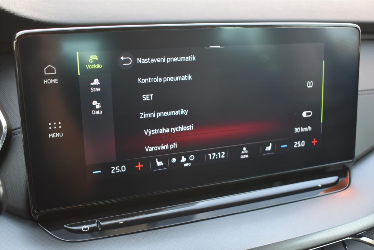 Škoda Octavia 2,0 TDi  Ambition LED Virtual Kessy - 40