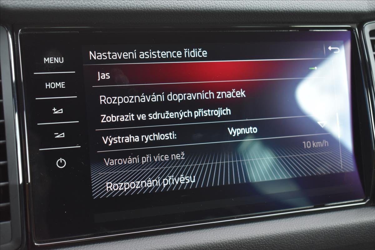 Škoda Kodiaq 2,0 TDi  DSG 4x4 Sportline LED Virtual - 37