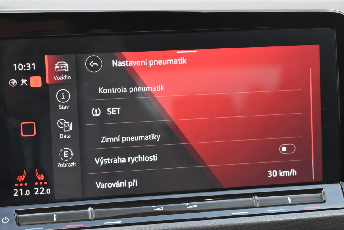 Volkswagen Golf 1,4 TSi  GTE Hybrid Virtual LED Kamera - 37