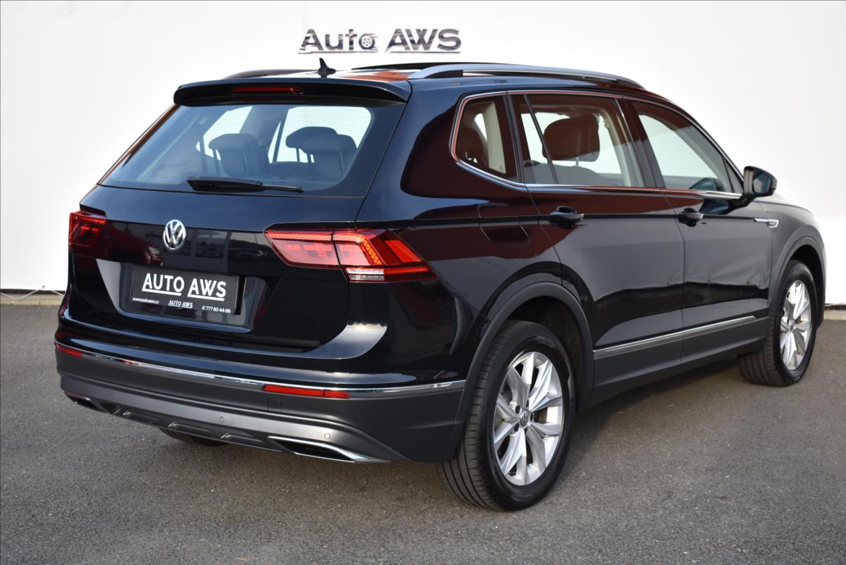 Volkswagen Tiguan Allspace 2,0 TDi  DSG 4x4 Highline LED 7-Míst - 7