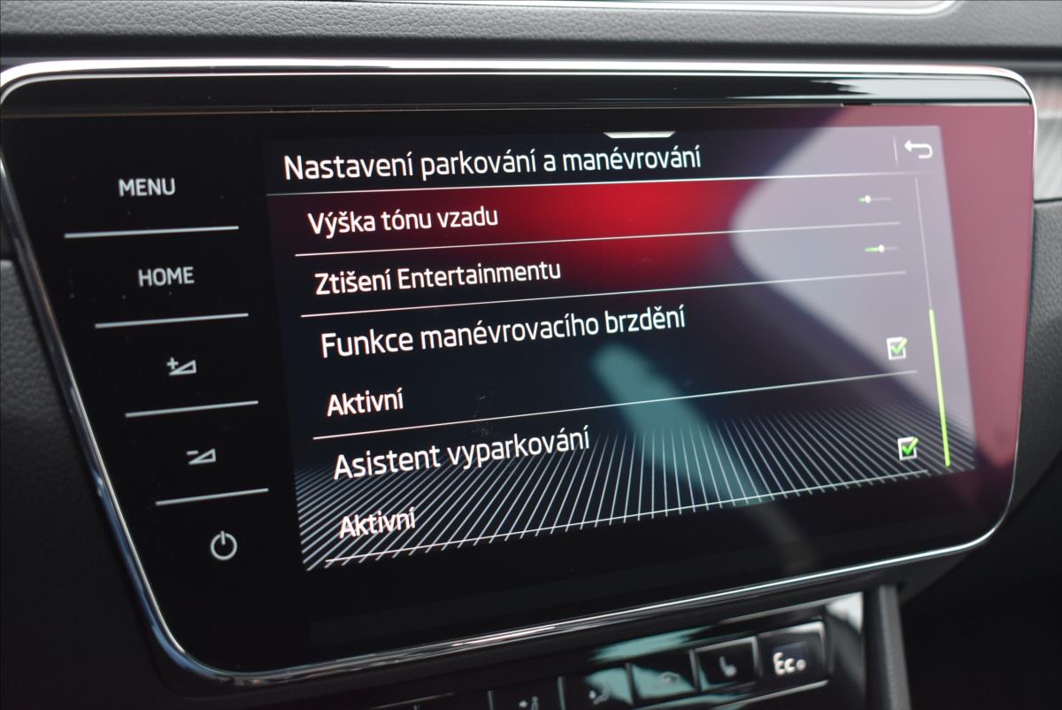 Škoda Superb 1,4 TSi  iV Sportline Virtual Matrix - 34