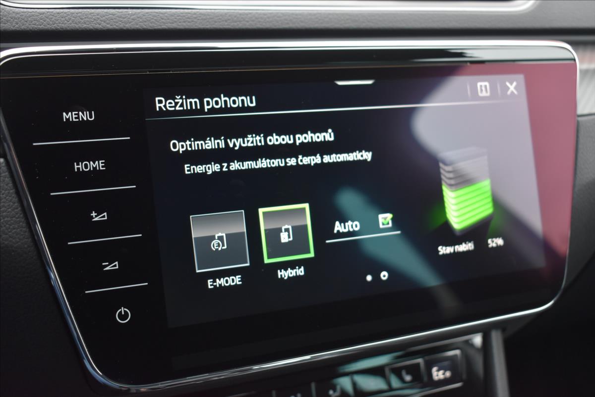 Škoda Superb 1,4 TSi  iV Sportline Virtual Matrix - 40