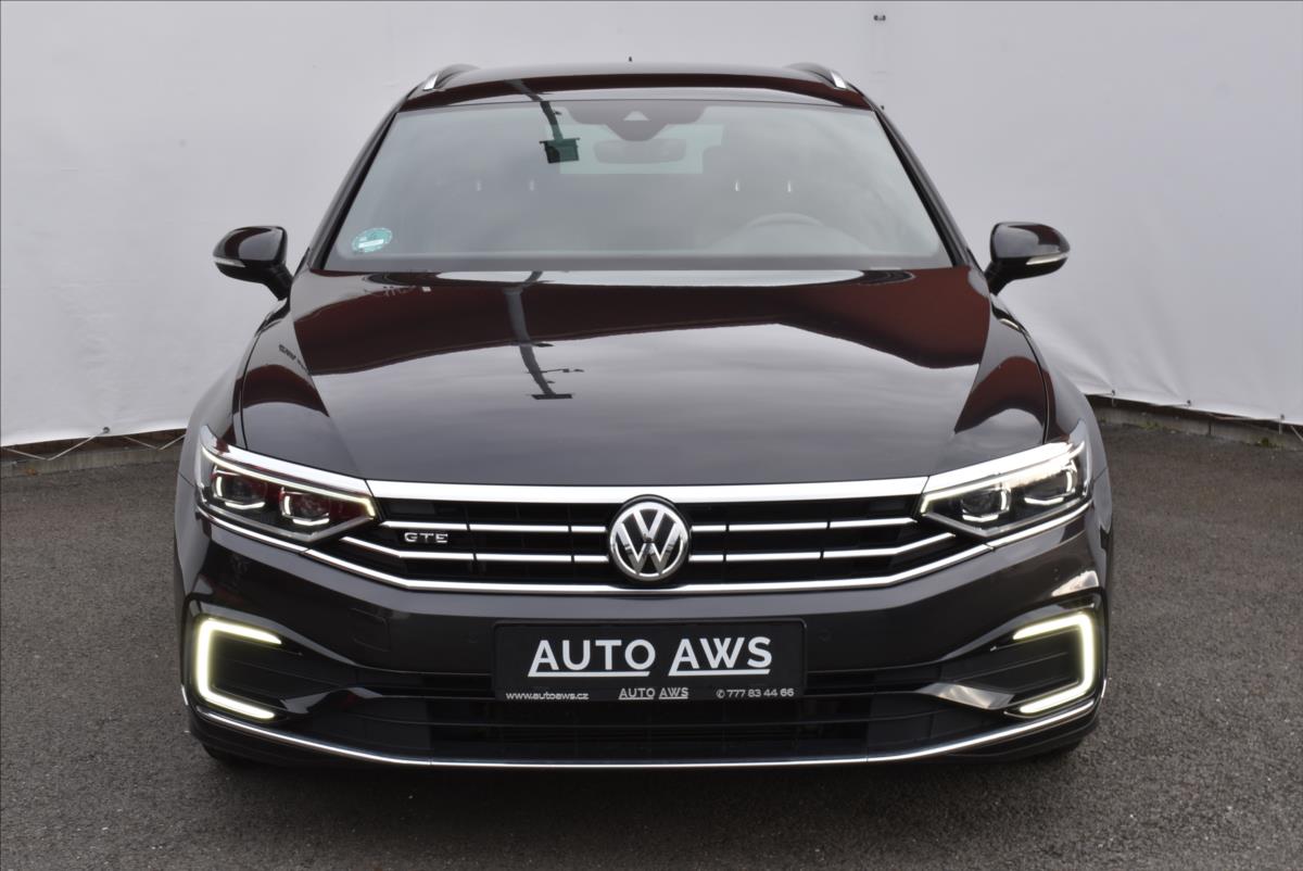 Volkswagen Passat 1,4 TSi  DSG GTE Virtual LED Matrix - 1