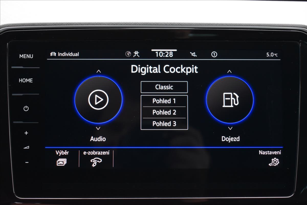 Volkswagen Passat 1,4 TSi  DSG GTE Virtual LED Matrix - 34