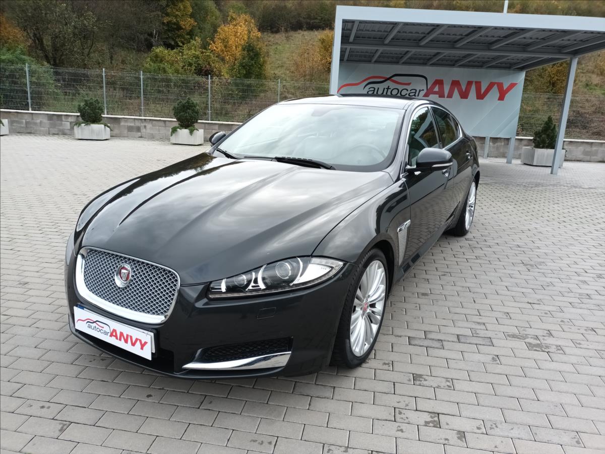 Autocar Anvy - Jaguar XF 2,2 L D,Automat,XENON,KŮŽE